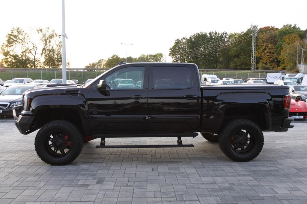 GMC Sierra
