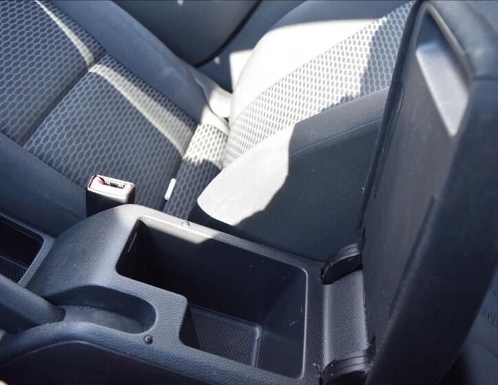 Volkswagen Golf 44