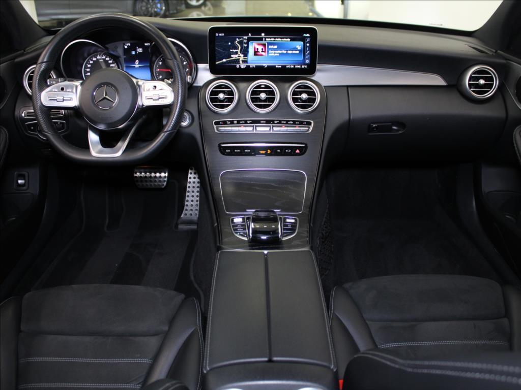 Mercedes-Benz Třídy C 8