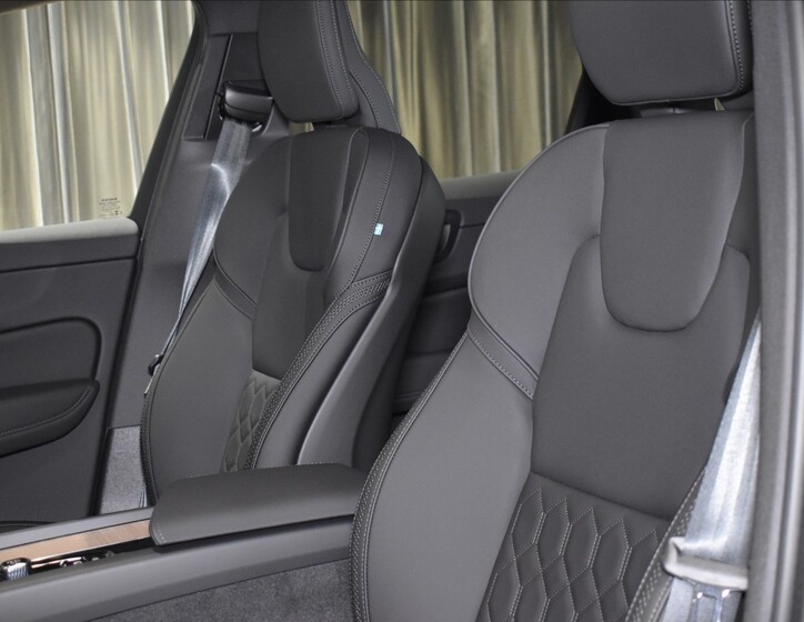 Volvo XC60 14