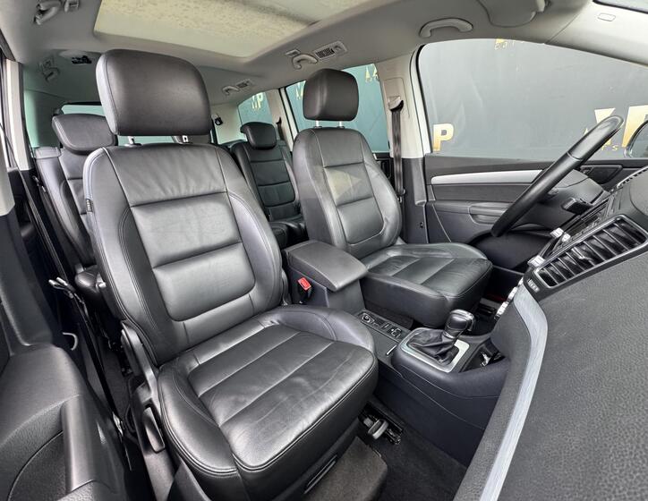Volkswagen Sharan 19
