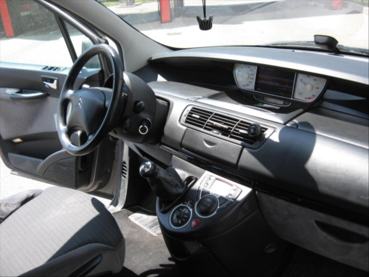 Citroën C8