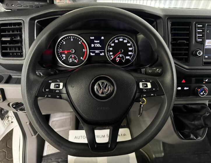 Volkswagen Crafter 18