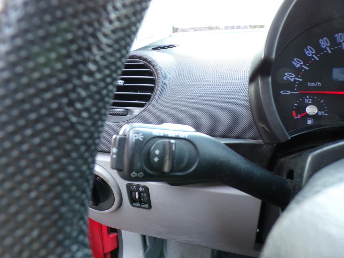 Volkswagen New Beetle