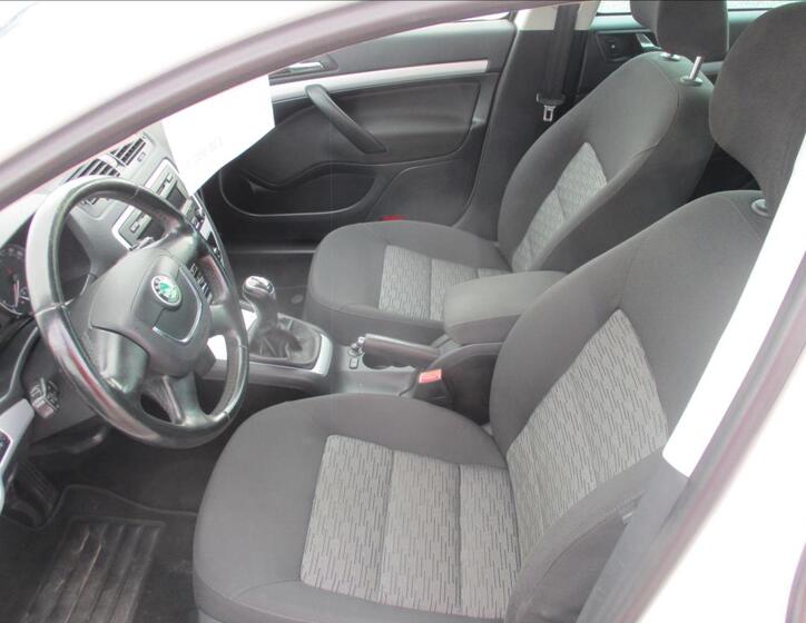 Škoda Octavia 13