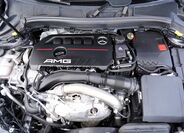 Mercedes-Benz GLA 10