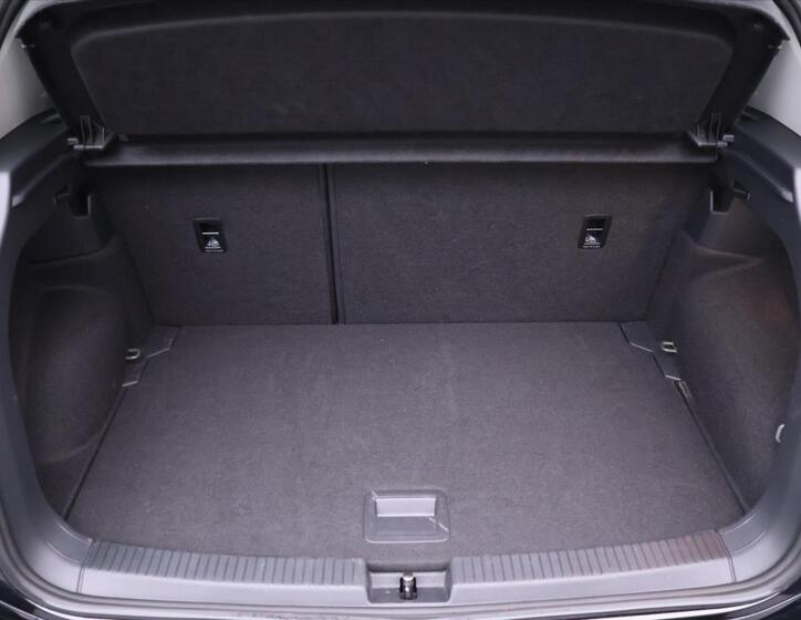 Volkswagen T-Cross 10