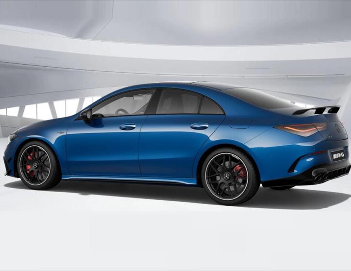 Mercedes-Benz CLA 4