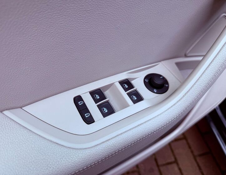 Škoda Superb 15