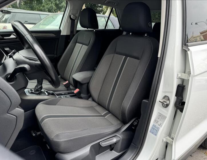 Volkswagen T-Roc 25