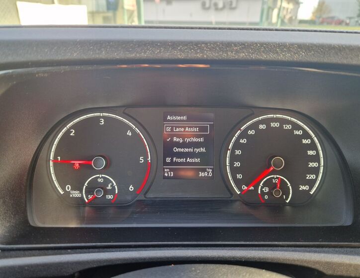Volkswagen Caddy 24