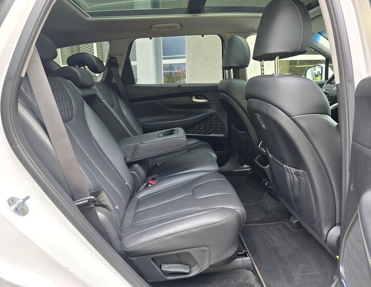 Hyundai Santa Fe 32