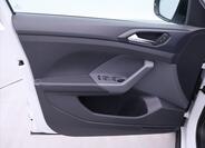 Volkswagen T-Cross 11