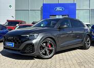 Audi Q8 1