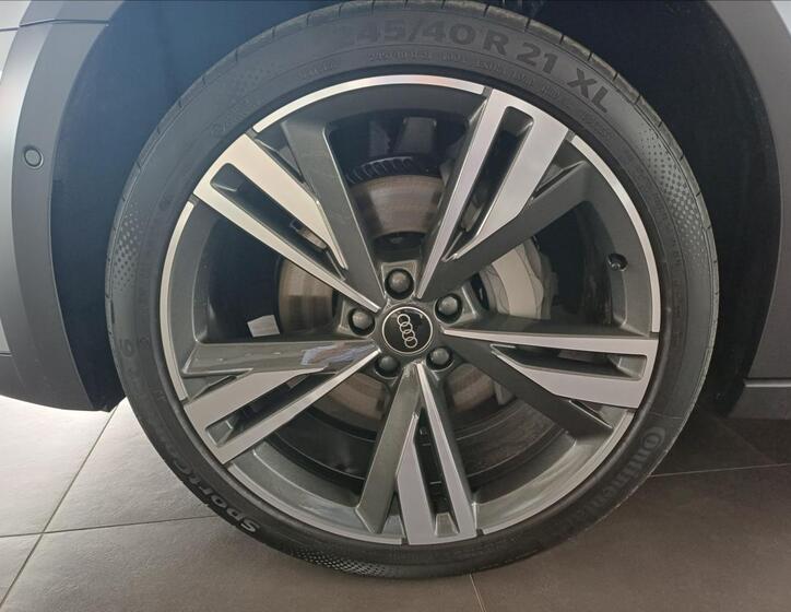 Audi A6 Allroad 8