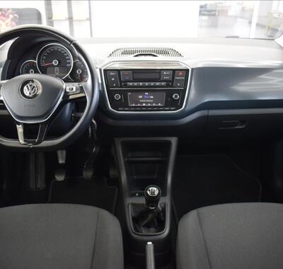 Volkswagen up! 15