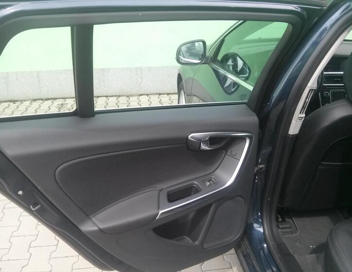 Volvo V60 29