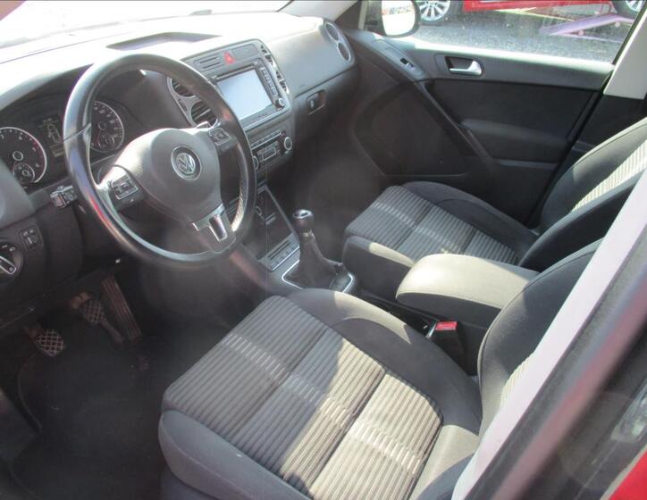 Volkswagen Tiguan 16