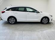 Hyundai i30 22