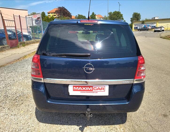 Opel Zafira 6