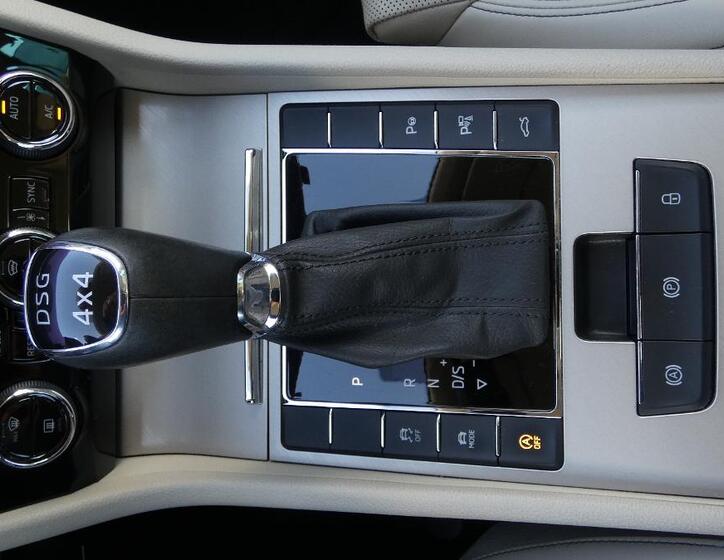 Škoda Superb 18