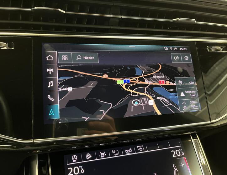 Audi Q8 12