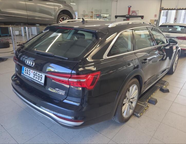Audi A6 Allroad 2