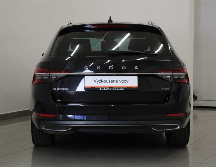 Škoda Superb 4