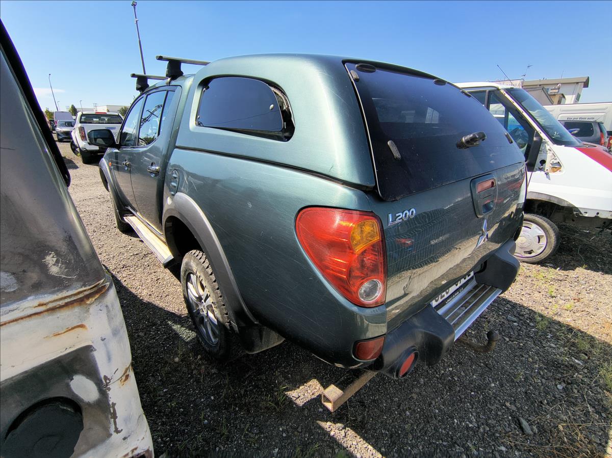 Mitsubishi L200