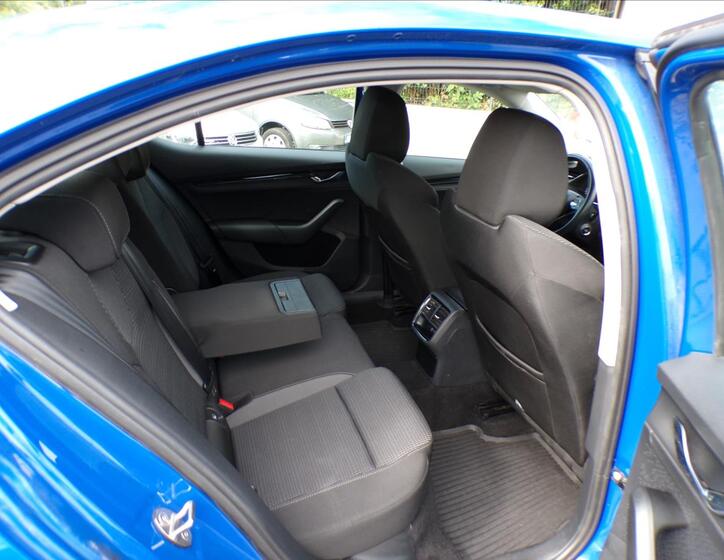 Škoda Octavia 21