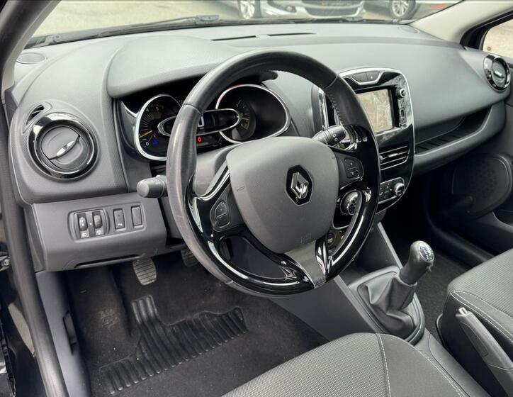 Renault Clio 30