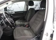 Volkswagen Touran 26