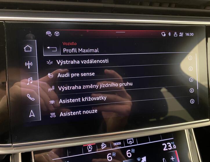 Audi Q7 21