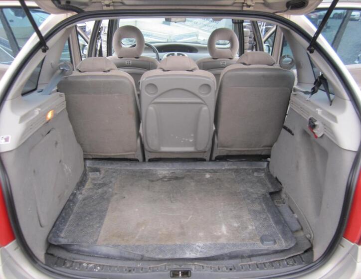 Citroën Xsara Picasso 33