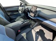 Volvo EX30 12