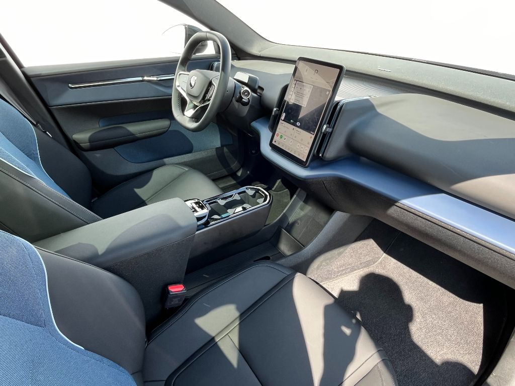 Volvo EX30