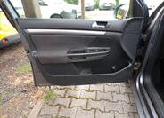 Volkswagen Golf 16
