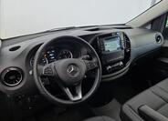 Mercedes-Benz Vito 9