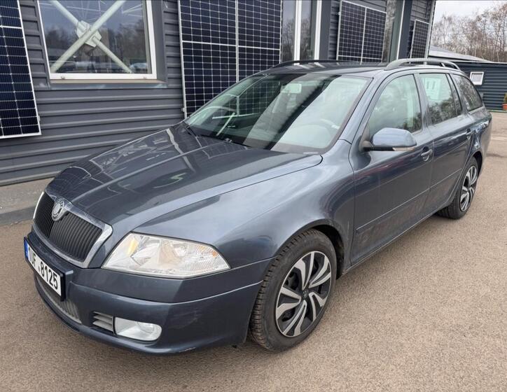 Škoda Octavia 1