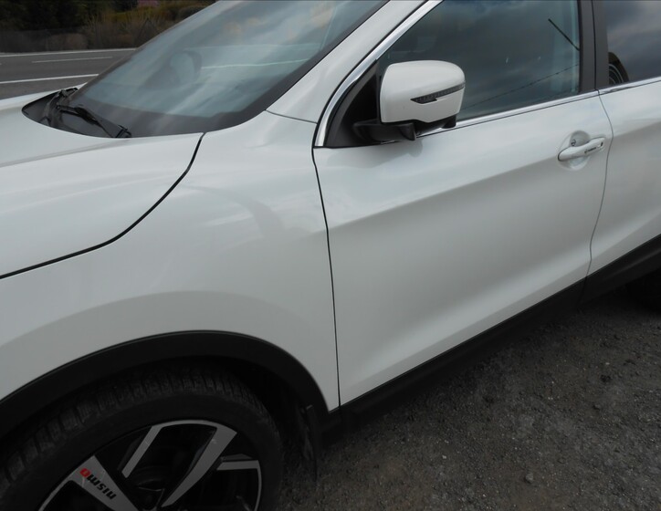 Nissan Qashqai 25