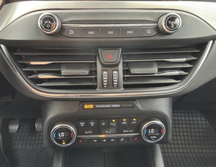 Ford Focus 32