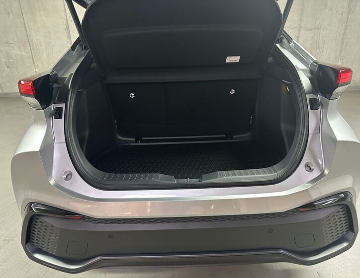 Toyota C-HR 11