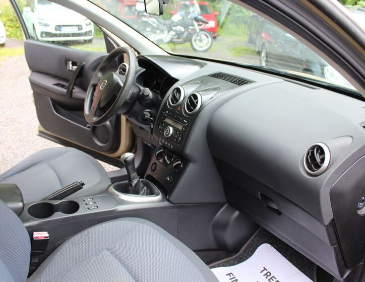Nissan Qashqai 16