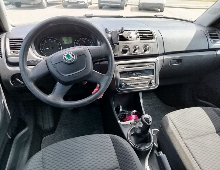 Škoda Roomster 2