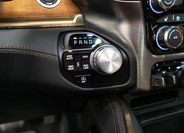 Dodge RAM 21