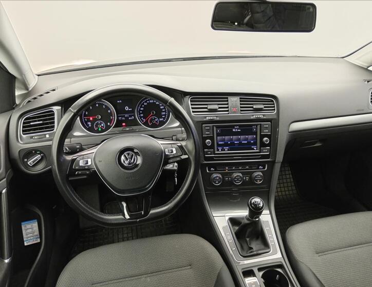 Volkswagen Golf 14