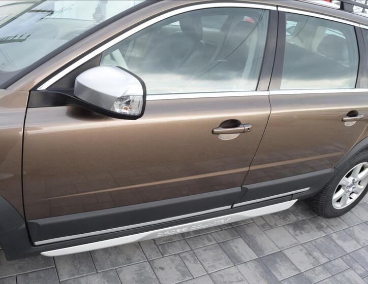 Volvo XC70 9