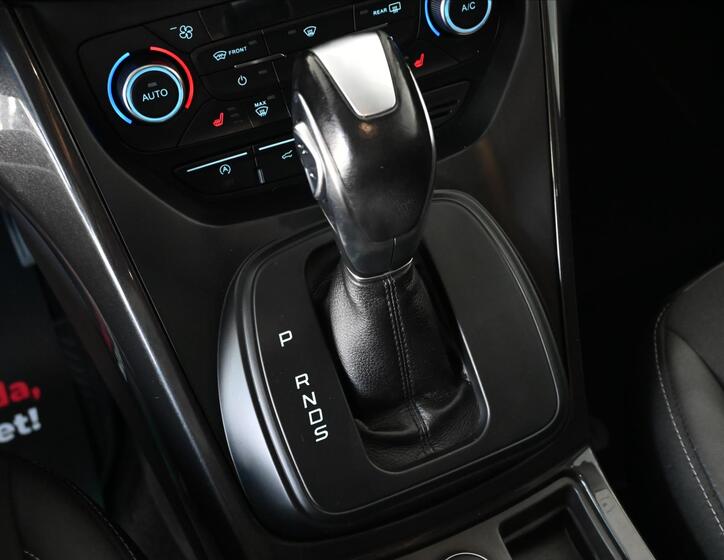 Ford Kuga 22