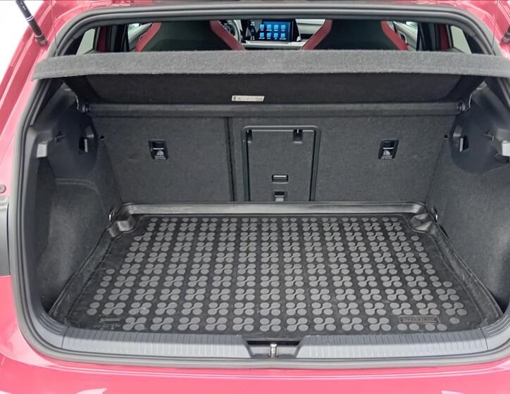 Volkswagen Golf 10