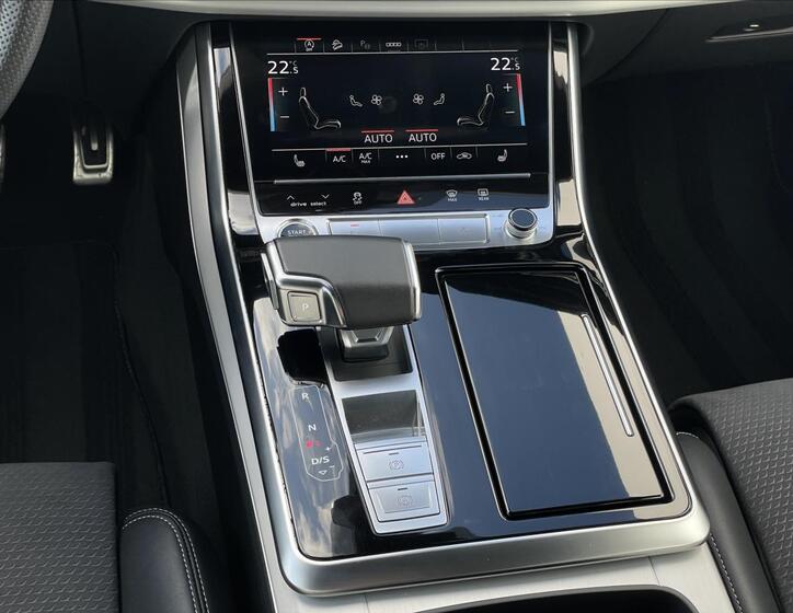 Audi Q7 13
